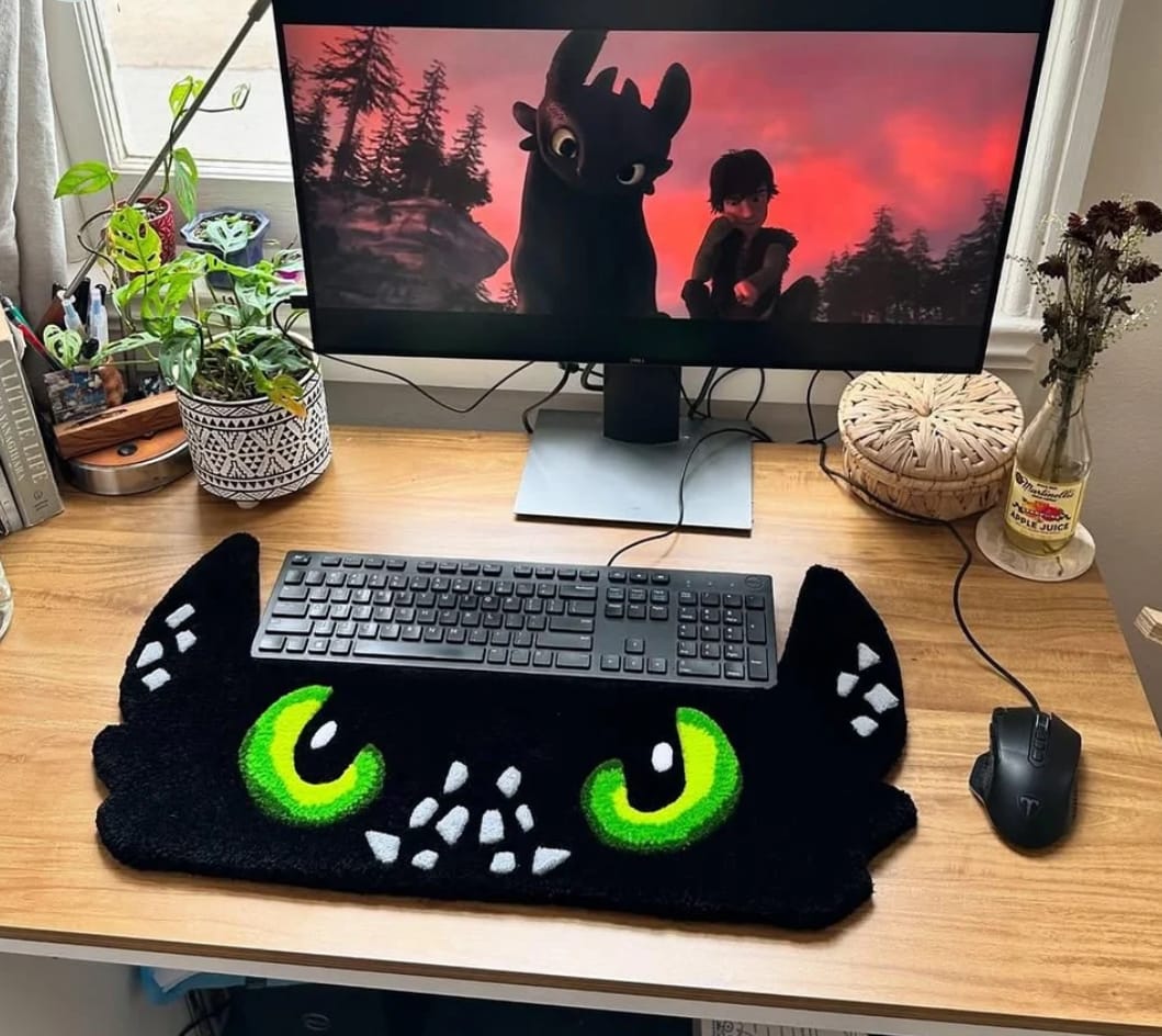 Toothless Keyboard Rug